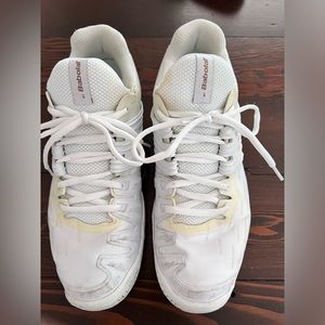 Babolar tennis shoes.